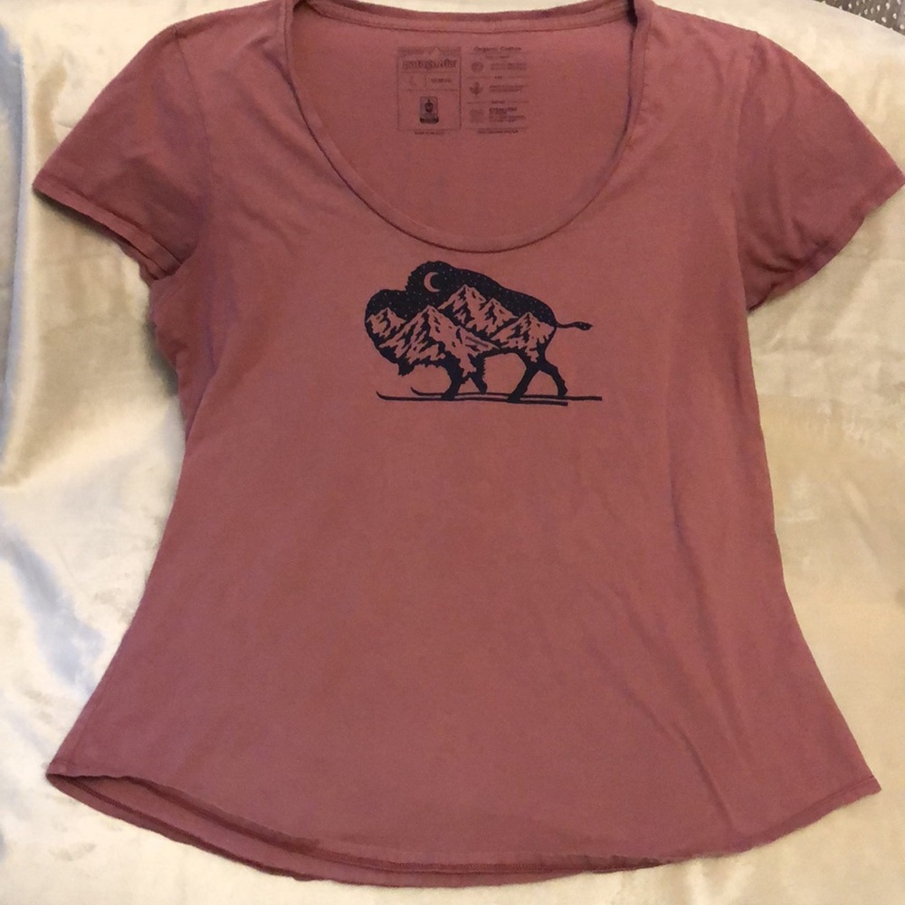 Patagonia Mauve Short Sleeve Tee